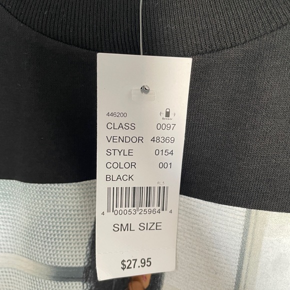 Black Print T-shirt - Picture 4 of 7